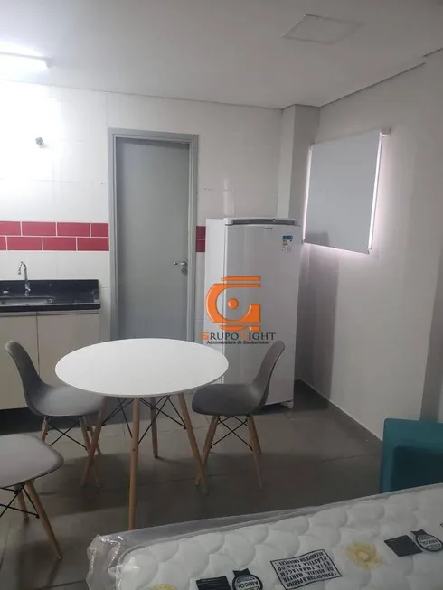 Foto 1 de Apartamento com 1 Quarto para alugar, 20m² em Guarapiranga, São Paulo