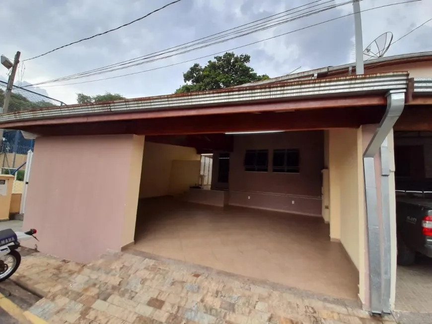 Foto 1 de Casa com 4 Quartos à venda, 145m² em Jardim São João, Campinas