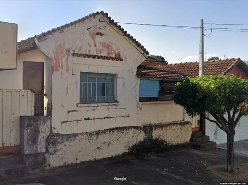 Foto 1 de Casa com 40 Quartos à venda, 210m² em Vila Maria, Batatais