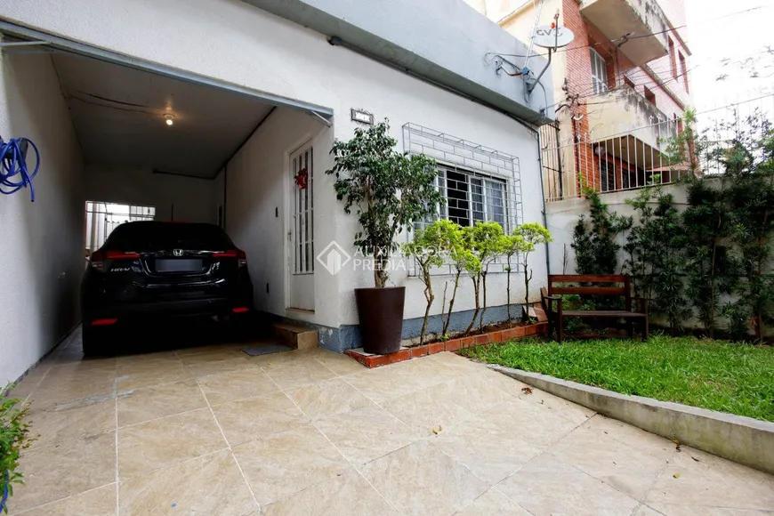 Foto 1 de Casa com 3 Quartos à venda, 88m² em Partenon, Porto Alegre