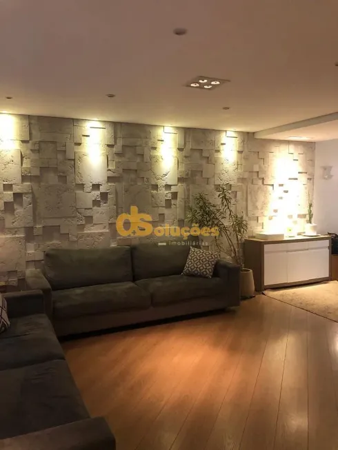 Foto 1 de Sobrado com 3 Quartos à venda, 140m² em Vila Nivi, São Paulo