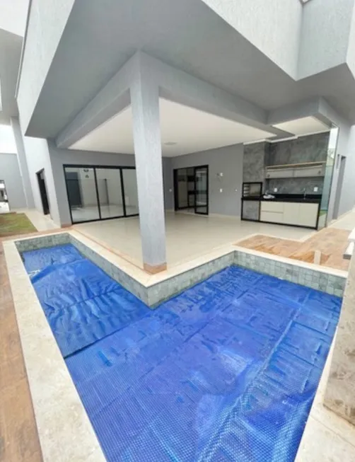 Foto 1 de Casa de Condomínio com 4 Quartos à venda, 469m² em Residencial Goiânia Golfe Clube, Goiânia