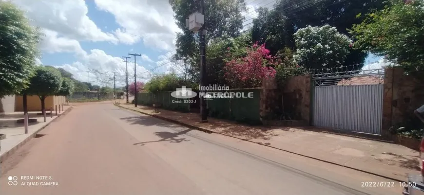 Foto 1 de Fazenda/Sítio com 4 Quartos para alugar, 800m² em , Altos