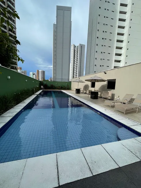 Foto 1 de Apartamento com 3 Quartos à venda, 145m² em Guararapes, Fortaleza