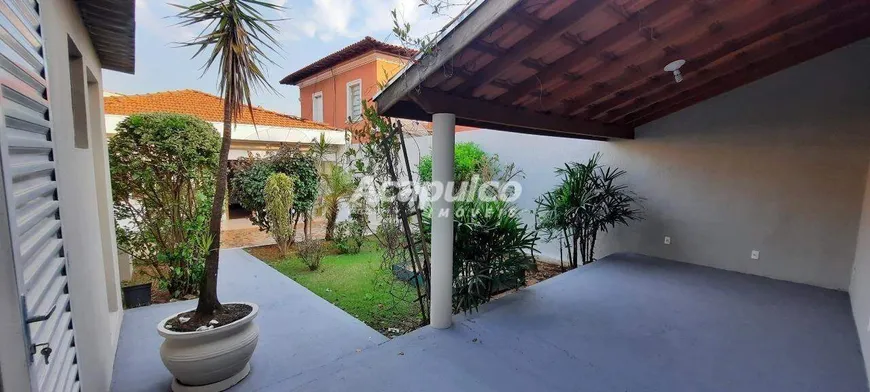 Foto 1 de Casa com 2 Quartos à venda, 175m² em Vila Cordenonsi, Americana