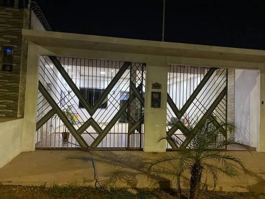 Foto 1 de Casa com 3 Quartos à venda, 201m² em Santo Andre, Santarém