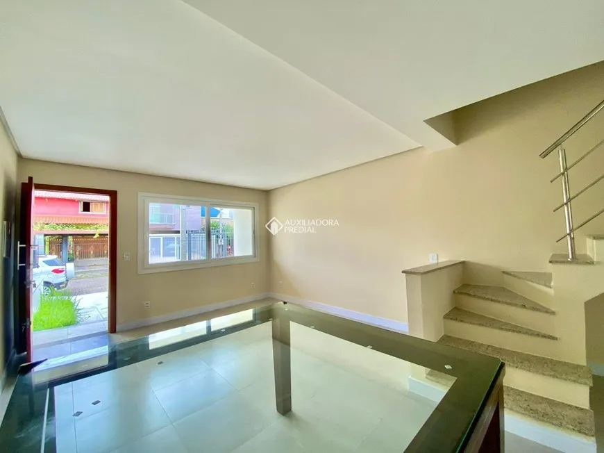 Foto 1 de Casa de Condomínio com 3 Quartos à venda, 132m² em Hípica, Porto Alegre