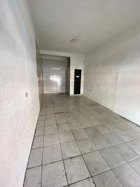 Foto 1 de Ponto Comercial para alugar, 32m² em Rio Pequeno, São Paulo