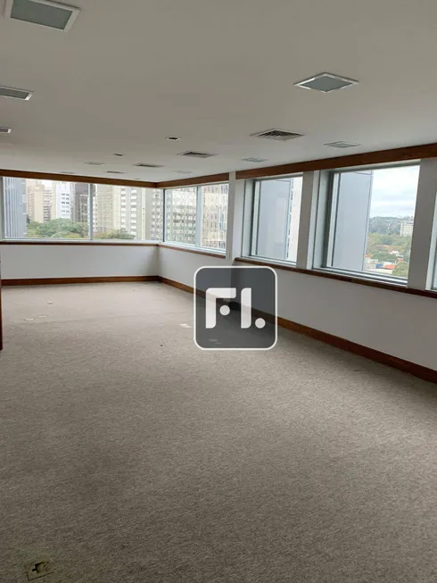 Foto 1 de Sala Comercial para alugar, 181m² em Itaim Bibi, São Paulo