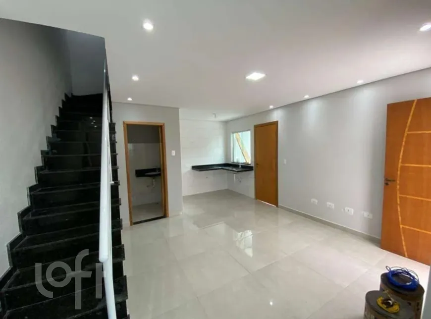 Foto 1 de Casa com 2 Quartos à venda, 115m² em Vila Curuçá, Santo André