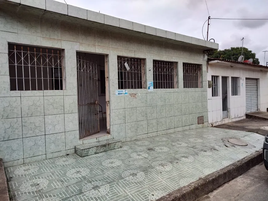 Foto 1 de Casa com 3 Quartos à venda, 210m² em Clima Bom, Maceió