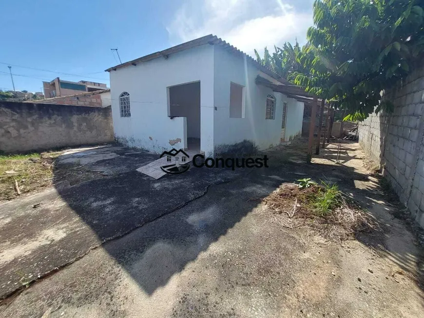 Foto 1 de Casa com 2 Quartos à venda, 100m² em Jardim das Alterosas 2 Secao, Betim
