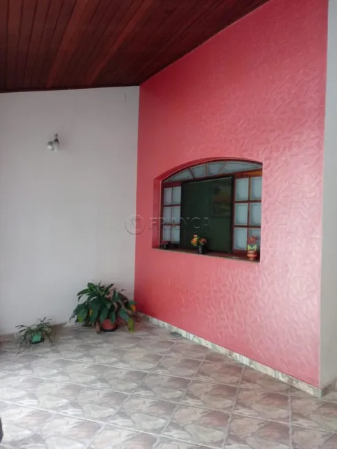 Foto 1 de Casa com 3 Quartos à venda, 180m² em Centro, Jacareí