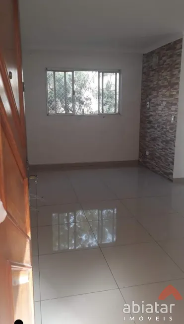 Foto 1 de Apartamento com 2 Quartos à venda, 48m² em Parque Pinheiros, Taboão da Serra