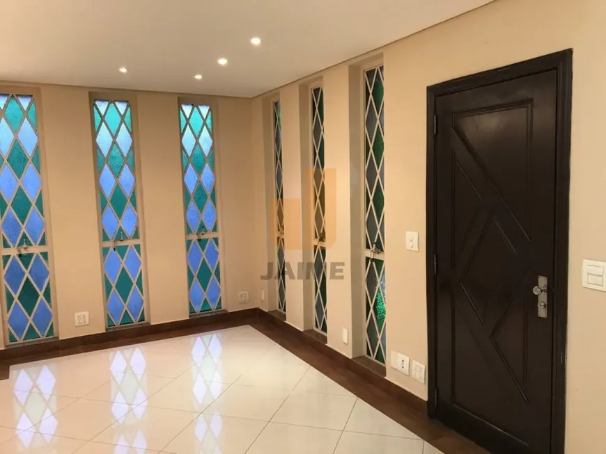 Foto 1 de Sobrado com 3 Quartos à venda, 174m² em Pacaembu, São Paulo