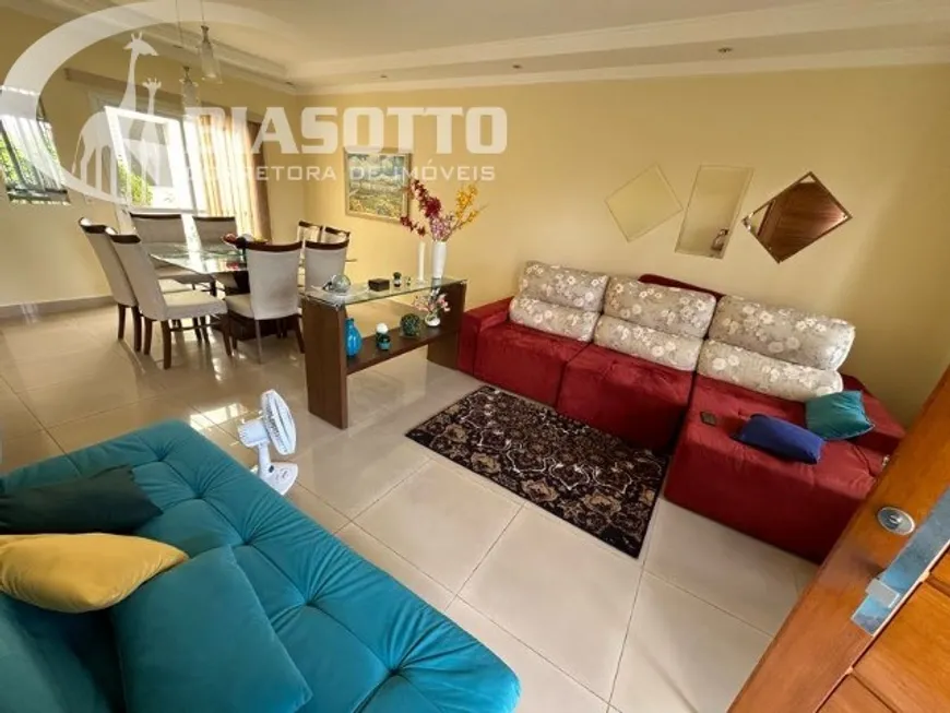 Foto 1 de Casa com 3 Quartos à venda, 160m² em Jardim Nova Europa, Campinas