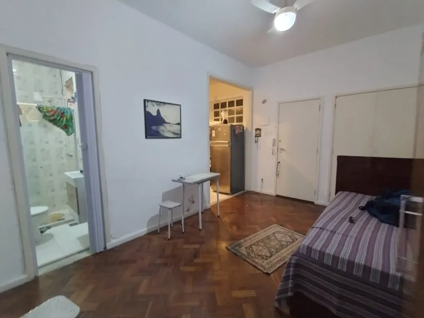 Foto 1 de Apartamento com 1 Quarto à venda, 45m² em Catete, Rio de Janeiro