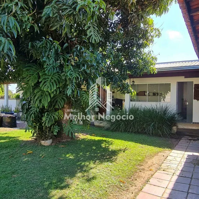 Foto 1 de Fazenda/Sítio com 3 Quartos à venda, 380m² em Parque Santana, Valinhos