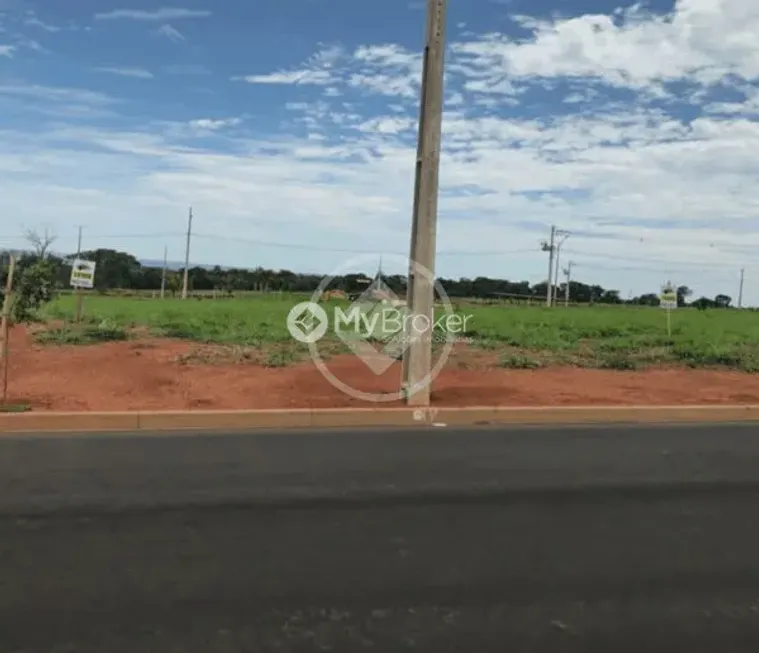 Foto 1 de Lote/Terreno à venda, 250m² em Loteamento Portal do Vale II, Uberlândia