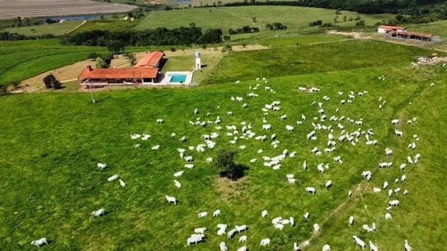 Foto 1 de Fazenda/Sítio com 3 Quartos à venda, 200m² em Area Rural de Sorocaba, Sorocaba