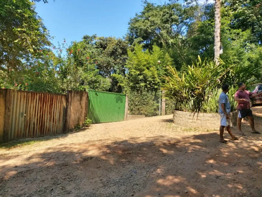 Foto 1 de Fazenda/Sítio à venda, 1100m² em Charneca, Betim