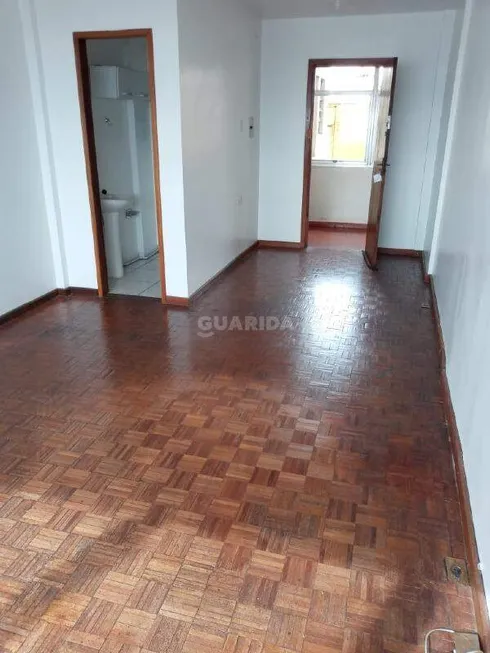 Foto 1 de Sala Comercial para alugar, 31m² em Centro Histórico, Porto Alegre