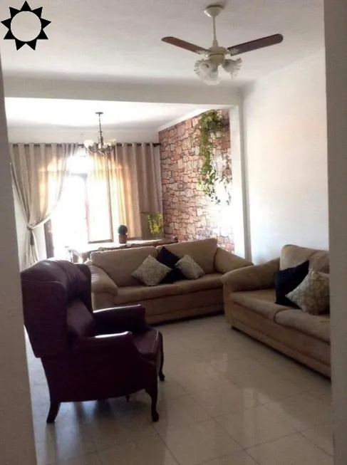 Foto 1 de Casa com 3 Quartos à venda, 188m² em Jardim das Flores, Osasco