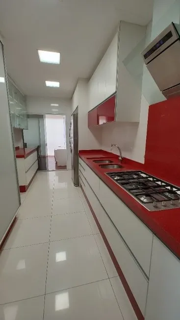 Foto 1 de Cobertura com 4 Quartos para alugar, 298m² em Nova Petrópolis, São Bernardo do Campo