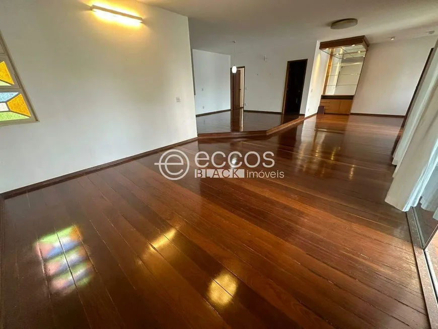 Foto 1 de Imóvel Comercial com 4 Quartos para alugar, 310m² em Morada da Colina, Uberlândia