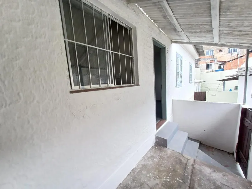 Foto 1 de Casa com 1 Quarto para alugar, 41m² em Paraíso, São Gonçalo