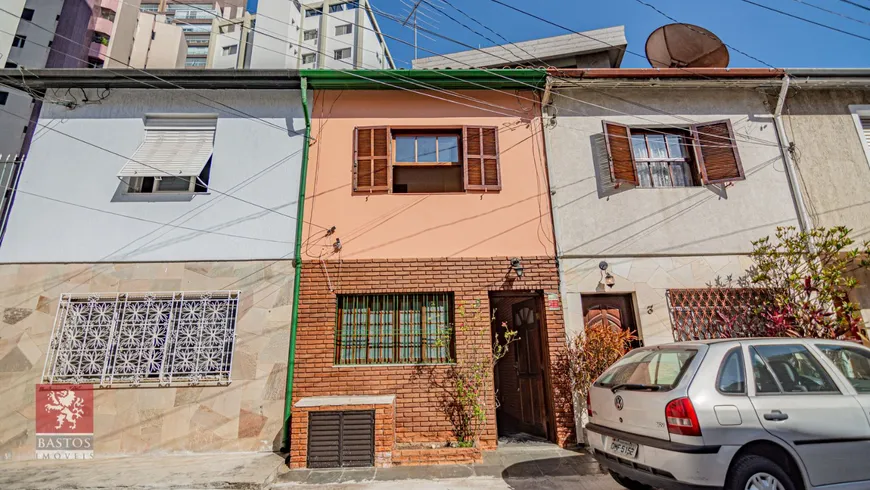 Foto 1 de Casa com 2 Quartos para alugar, 120m² em Vila Mariana, São Paulo