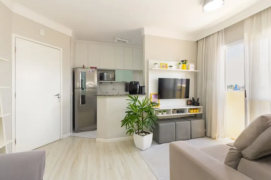 Foto 1 de Apartamento com 2 Quartos à venda, 49m² em Vila Mazzei, São Paulo