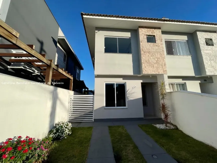 Foto 1 de Casa com 2 Quartos à venda, 73m² em São João do Rio Vermelho, Florianópolis