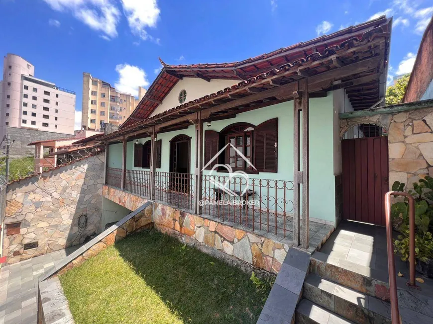 Foto 1 de Casa com 3 Quartos à venda, 186m² em Ana Lucia, Sabará