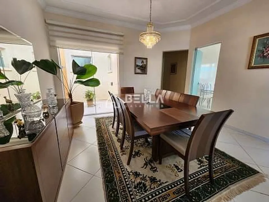 Foto 1 de Casa com 3 Quartos à venda, 154m² em Parque Residencial Villa dos Inglezes, Sorocaba
