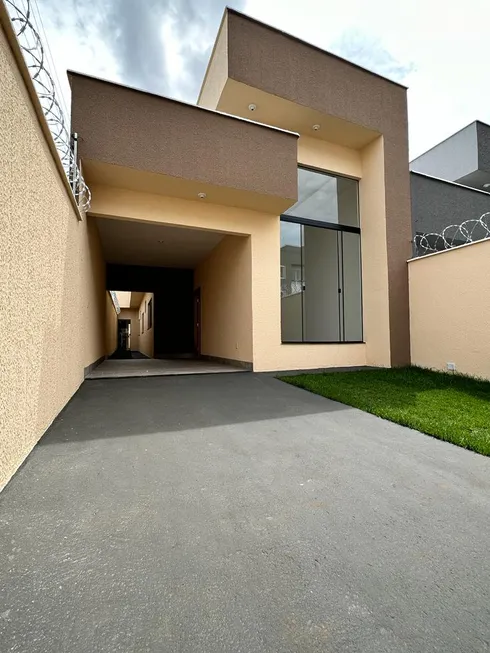 Foto 1 de Casa com 3 Quartos à venda, 116m² em Vila Maria, Aparecida de Goiânia