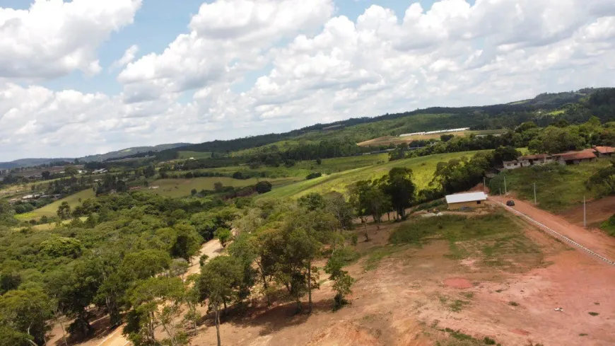 Foto 1 de Lote/Terreno à venda, 1000m² em Chácaras Três Lagoinhas, Mairinque