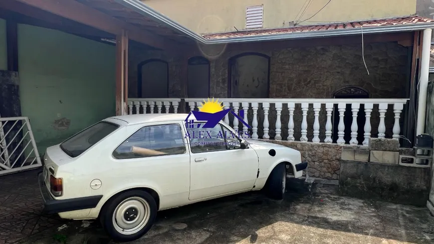 Foto 1 de Casa com 3 Quartos à venda, 188m² em Teixeira Dias Barreiro, Belo Horizonte