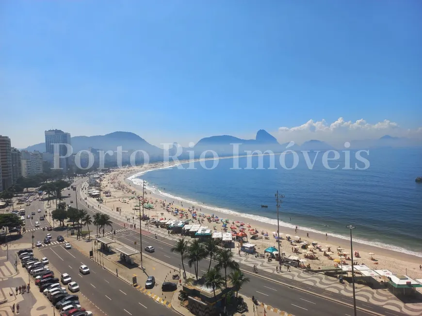 Foto 1 de Apartamento com 3 Quartos para alugar, 190m² em Copacabana, Rio de Janeiro