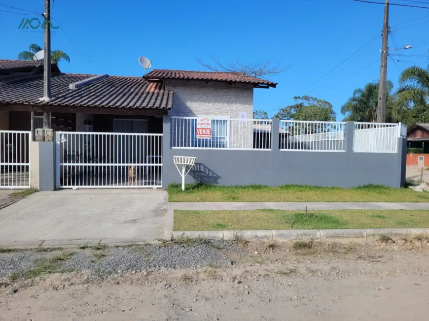 Foto 1 de Casa com 2 Quartos à venda, 74m² em Princesa do Mar, Itapoá