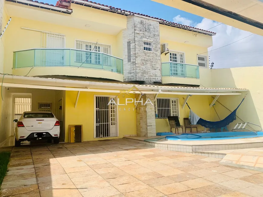 Foto 1 de Casa com 3 Quartos à venda, 200m² em Sapiranga, Fortaleza