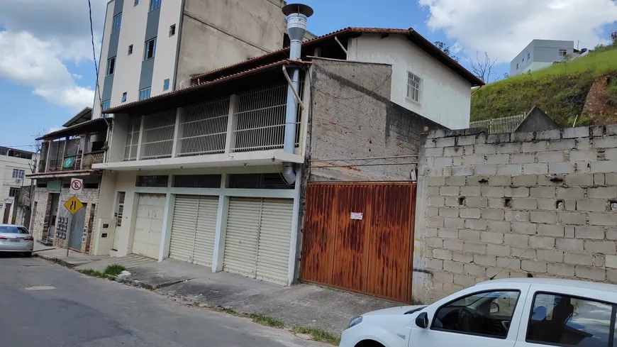 Foto 1 de Casa com 3 Quartos à venda, 260m² em Francisco Bernardino, Juiz de Fora