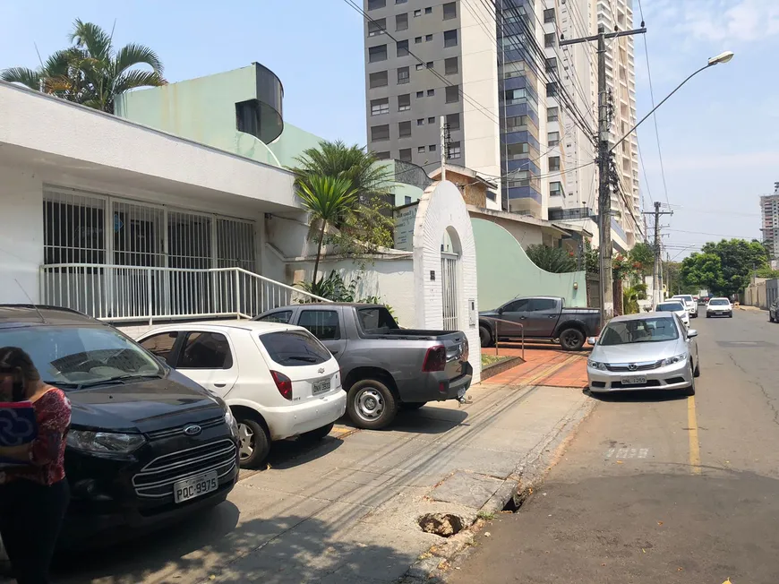 Foto 1 de Casa com 11 Quartos à venda, 450m² em Setor Oeste, Goiânia