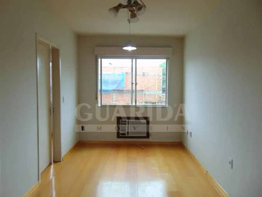 Foto 1 de Apartamento com 1 Quarto para alugar, 42m² em Cristal, Porto Alegre