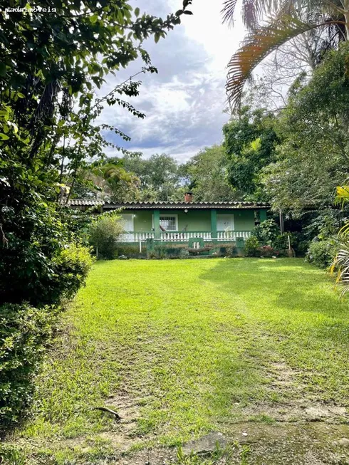 Foto 1 de Fazenda/Sítio com 2 Quartos à venda, 200m² em Biritiba Ussu, Mogi das Cruzes