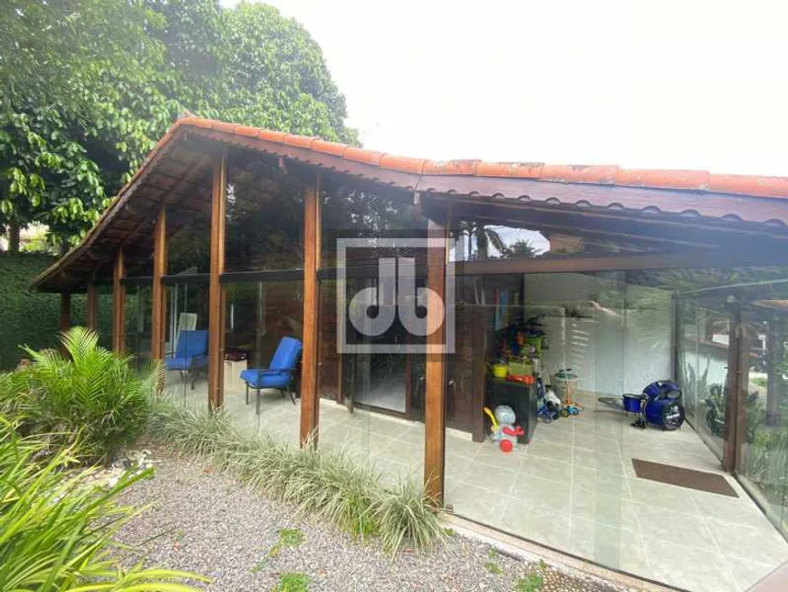 Foto 1 de Casa de Condomínio com 3 Quartos à venda, 475m² em Badu, Niterói