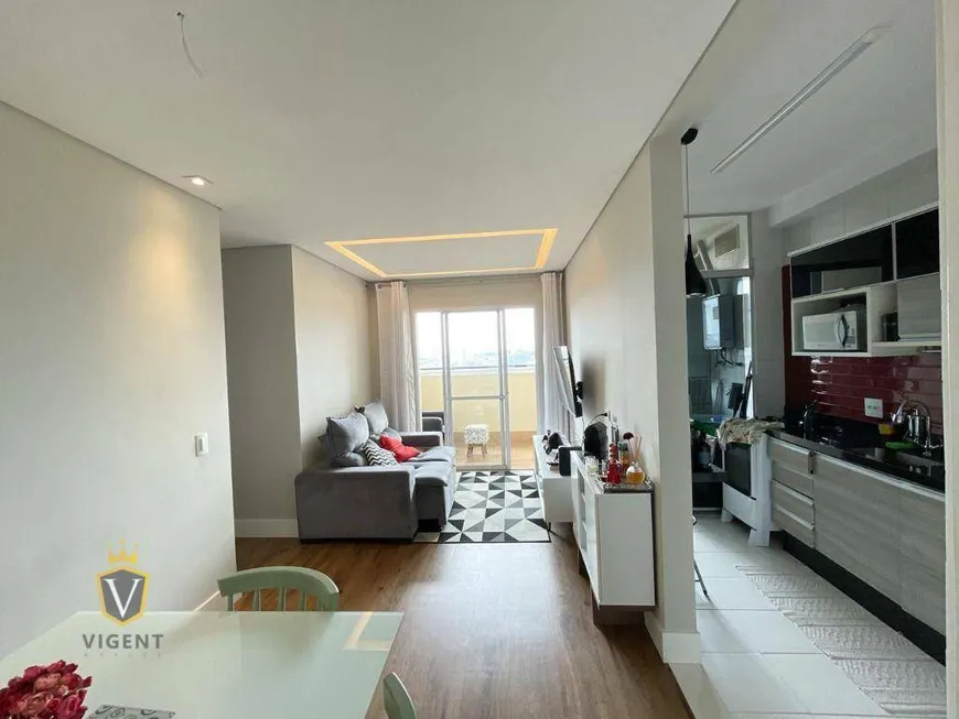 Foto 1 de Apartamento com 2 Quartos à venda, 62m² em Jardim Messina, Jundiaí