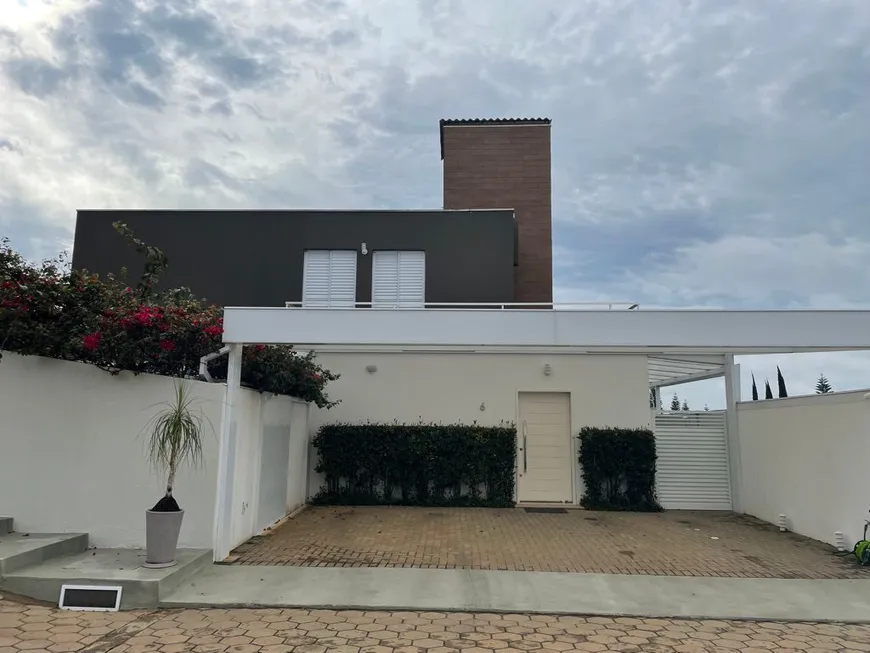 Foto 1 de Casa de Condomínio com 3 Quartos à venda, 145m² em Granja Viana, Cotia