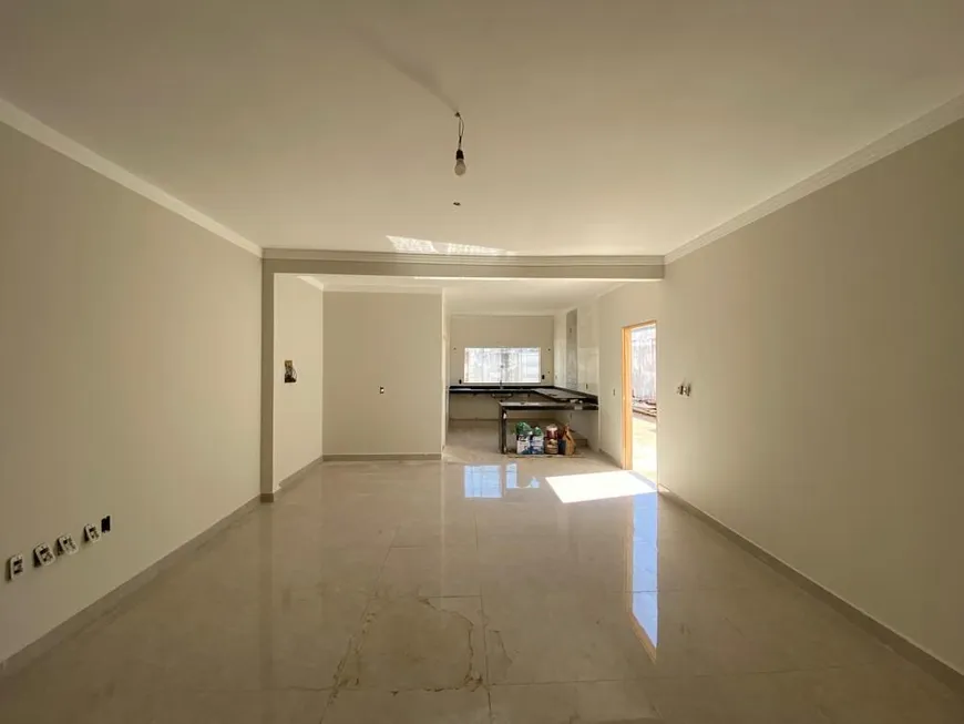 Foto 1 de Casa com 3 Quartos à venda, 140m² em Bosque dos Buritis, Uberlândia