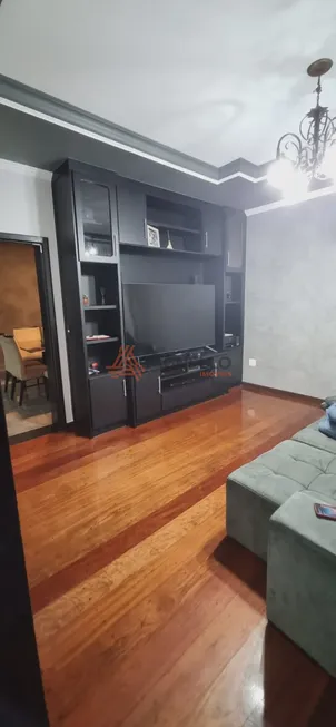 Foto 1 de Casa com 3 Quartos à venda, 220m² em Centro, Cristais Paulista